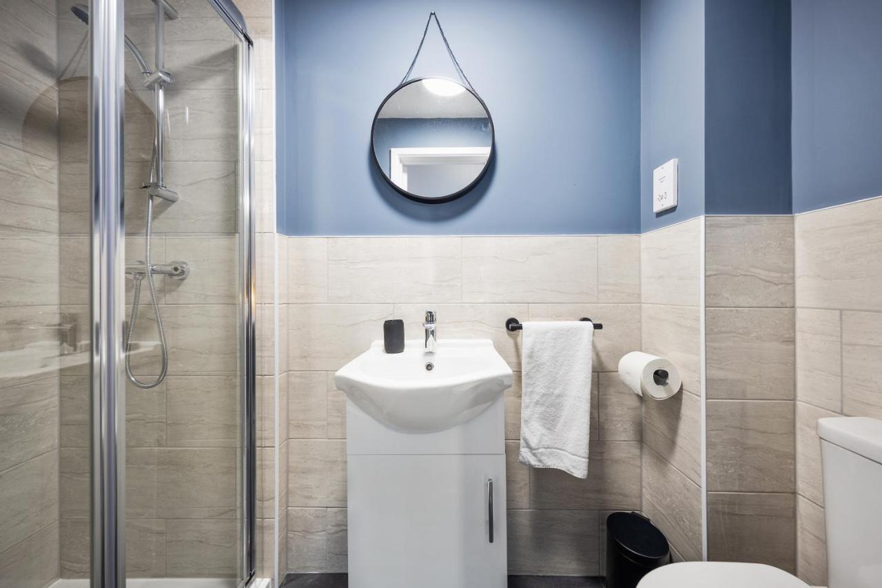 7 Bedroom House Ensuite Rooms, Fully Equipped Kitchen, Free Wifi, Tvs In All Rooms City Centre Close To A46 Inspire Homes Ковентри Экстерьер фото